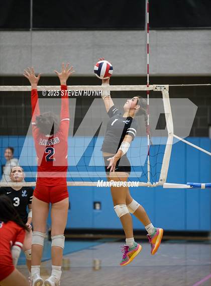 Thumbnail 1 in Lake Oswego @ Lakeridge photogallery.
