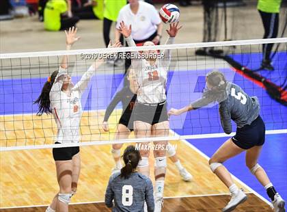 Thumbnail 3 in Palmer Ridge vs Lewis-Palmer (CHSAA 4A Final) photogallery.