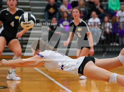 Thumbnail 2 in Speedway vs. Guerin Catholic (IHSAA 3A Regional Semi Final) photogallery.