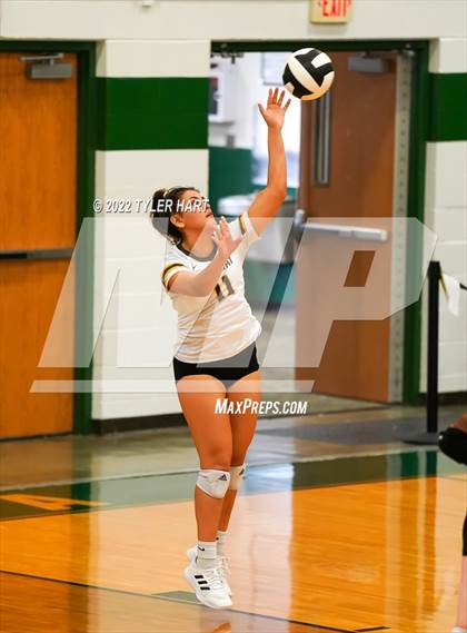 Thumbnail 2 in Speedway vs. Guerin Catholic (IHSAA 3A Regional Semi Final) photogallery.
