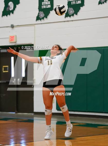 Thumbnail 3 in Speedway vs. Guerin Catholic (IHSAA 3A Regional Semi Final) photogallery.