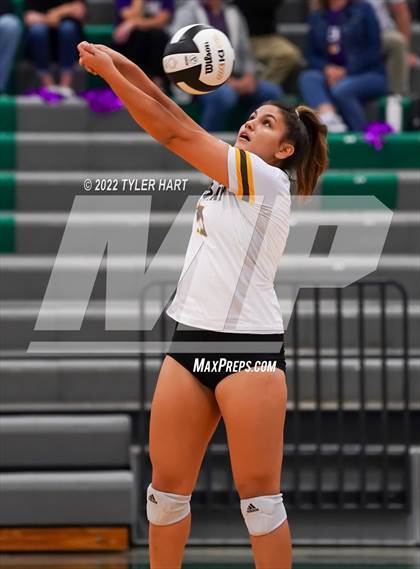 Thumbnail 3 in Speedway vs. Guerin Catholic (IHSAA 3A Regional Semi Final) photogallery.