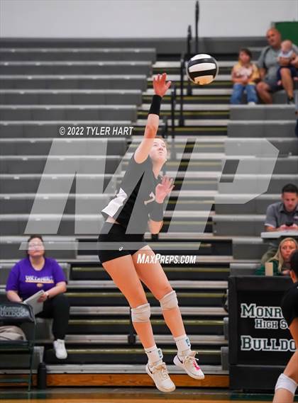 Thumbnail 1 in Speedway vs. Guerin Catholic (IHSAA 3A Regional Semi Final) photogallery.