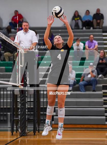 Thumbnail 1 in Speedway vs. Guerin Catholic (IHSAA 3A Regional Semi Final) photogallery.