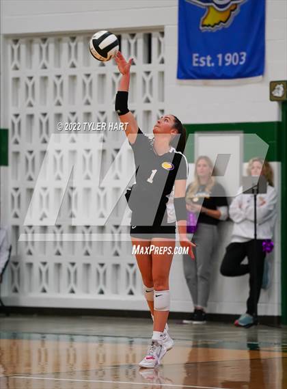 Thumbnail 1 in Speedway vs. Guerin Catholic (IHSAA 3A Regional Semi Final) photogallery.