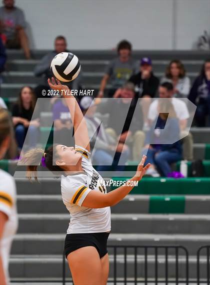 Thumbnail 3 in Speedway vs. Guerin Catholic (IHSAA 3A Regional Semi Final) photogallery.