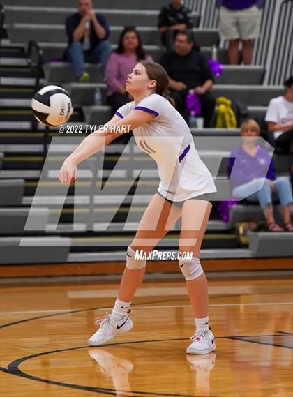 Thumbnail 2 in Speedway vs. Guerin Catholic (IHSAA 3A Regional Semi Final) photogallery.