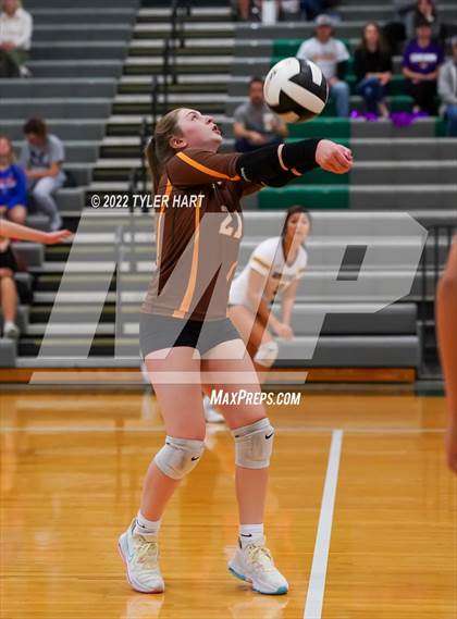 Thumbnail 2 in Speedway vs. Guerin Catholic (IHSAA 3A Regional Semi Final) photogallery.