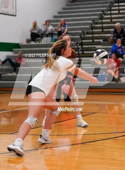 Thumbnail 1 in Speedway vs. Guerin Catholic (IHSAA 3A Regional Semi Final) photogallery.