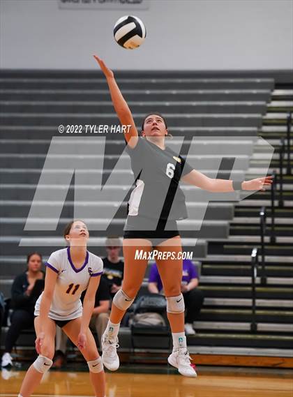 Thumbnail 1 in Speedway vs. Guerin Catholic (IHSAA 3A Regional Semi Final) photogallery.