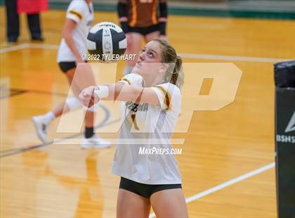 Thumbnail 2 in Speedway vs. Guerin Catholic (IHSAA 3A Regional Semi Final) photogallery.