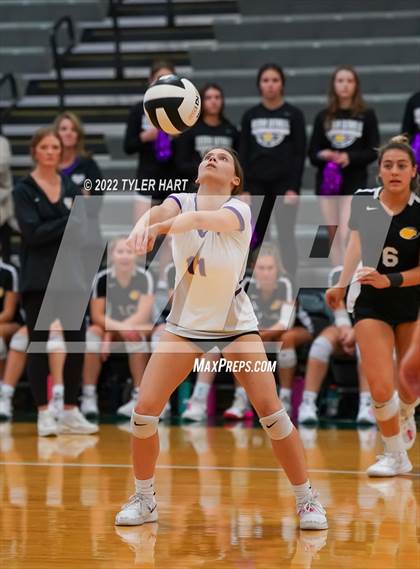 Thumbnail 1 in Speedway vs. Guerin Catholic (IHSAA 3A Regional Semi Final) photogallery.