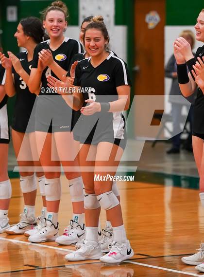 Thumbnail 1 in Speedway vs. Guerin Catholic (IHSAA 3A Regional Semi Final) photogallery.