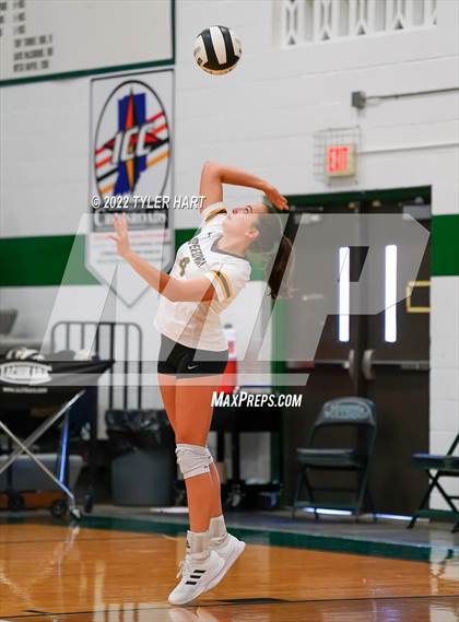 Thumbnail 2 in Speedway vs. Guerin Catholic (IHSAA 3A Regional Semi Final) photogallery.