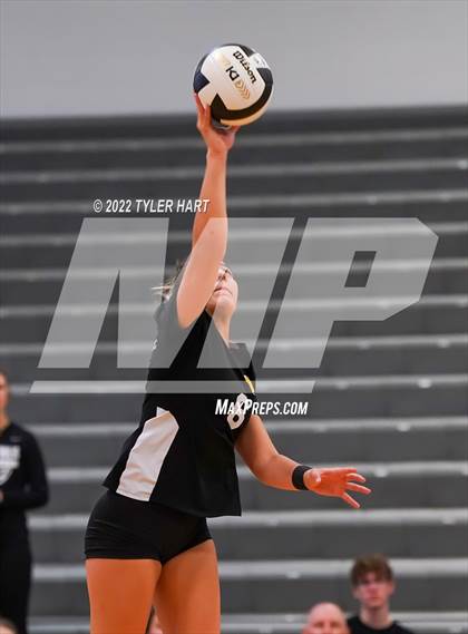 Thumbnail 1 in Speedway vs. Guerin Catholic (IHSAA 3A Regional Semi Final) photogallery.