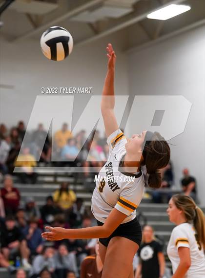 Thumbnail 3 in Speedway vs. Guerin Catholic (IHSAA 3A Regional Semi Final) photogallery.