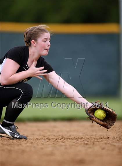 Thumbnail 1 in Freedom @ Loudoun Valley photogallery.