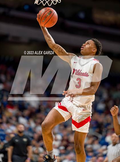 Thumbnail 3 in Lake Highlands vs Desoto (UIL 6A Basketball Semifinal) photogallery.