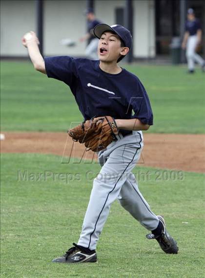 Thumbnail 1 in Flintridge Prep @ Poly photogallery.