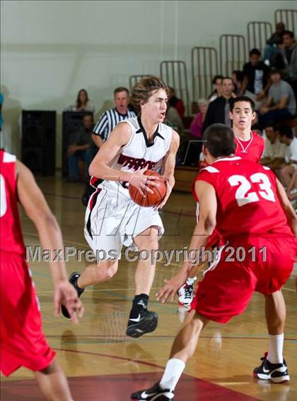 Thumbnail 2 in Bishop Diego @ Carpinteria photogallery.