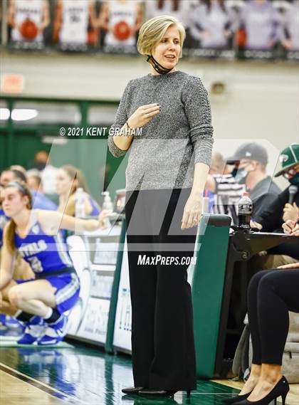 Thumbnail 2 in Hamilton Southeastern vs Noblesville (IHSAA 4A Sectional First Round) photogallery.