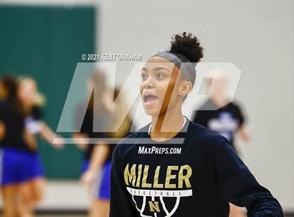 Thumbnail 1 in Hamilton Southeastern vs Noblesville (IHSAA 4A Sectional First Round) photogallery.