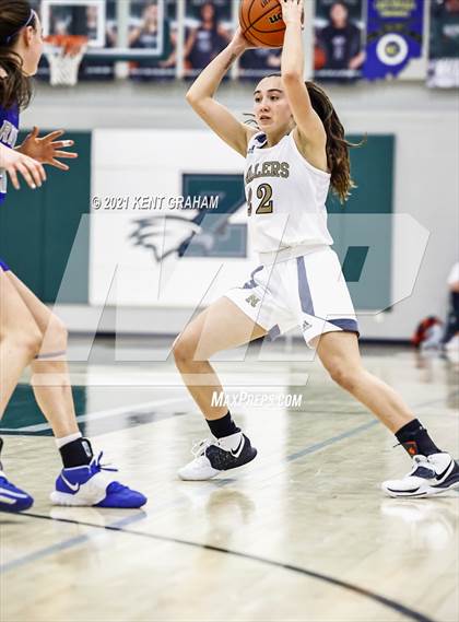 Thumbnail 1 in Hamilton Southeastern vs Noblesville (IHSAA 4A Sectional First Round) photogallery.