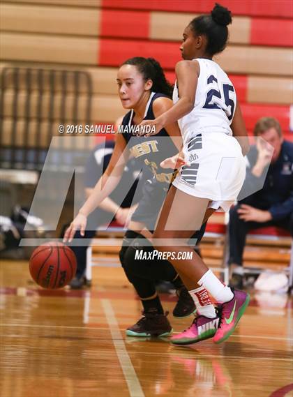 Thumbnail 2 in Notre Dame (SO) vs West Ranch (West Coast Holiday Classic) photogallery.