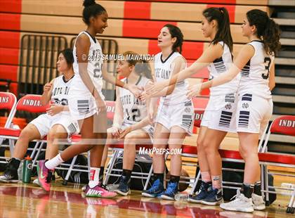 Thumbnail 1 in Notre Dame (SO) vs West Ranch (West Coast Holiday Classic) photogallery.