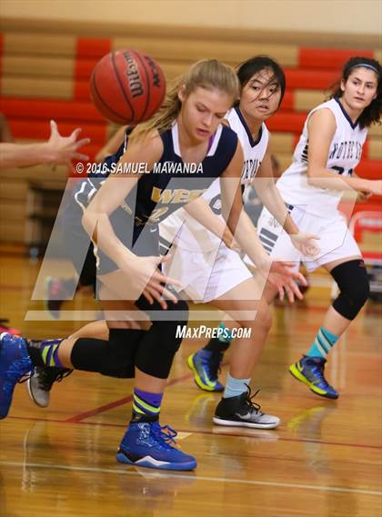 Thumbnail 1 in Notre Dame (SO) vs West Ranch (West Coast Holiday Classic) photogallery.