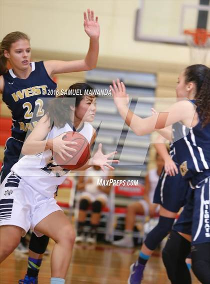 Thumbnail 2 in Notre Dame (SO) vs West Ranch (West Coast Holiday Classic) photogallery.