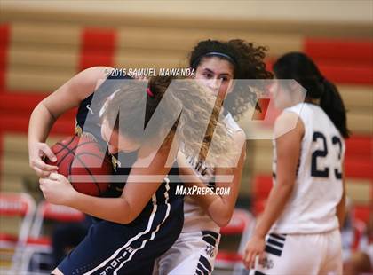 Thumbnail 3 in Notre Dame (SO) vs West Ranch (West Coast Holiday Classic) photogallery.