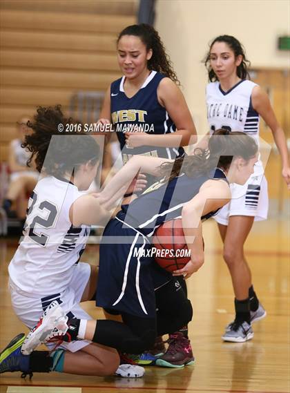 Thumbnail 1 in Notre Dame (SO) vs West Ranch (West Coast Holiday Classic) photogallery.