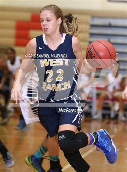 Thumbnail 2 in Notre Dame (SO) vs West Ranch (West Coast Holiday Classic) photogallery.
