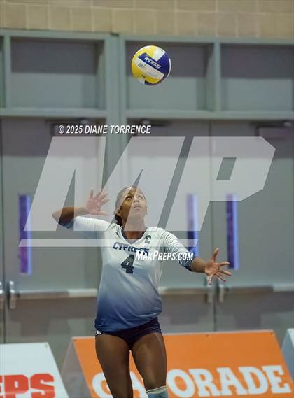 Thumbnail 1 in Clovis West vs Cypress (CIF State Division 2 Final) photogallery.