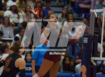 Thumbnail 3 in Clovis West vs Cypress (CIF State Division 2 Final) photogallery.