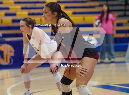 Thumbnail 1 in Clovis West vs Cypress (CIF State Division 2 Final) photogallery.