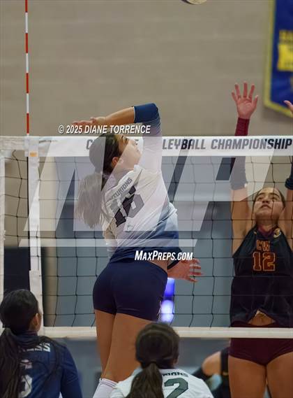 Thumbnail 2 in Clovis West vs Cypress (CIF State Division 2 Final) photogallery.