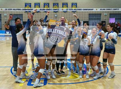 Thumbnail 3 in Clovis West vs Cypress (CIF State Division 2 Final) photogallery.