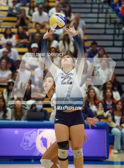 Thumbnail 2 in Clovis West vs Cypress (CIF State Division 2 Final) photogallery.