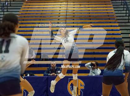 Thumbnail 1 in Clovis West vs Cypress (CIF State Division 2 Final) photogallery.