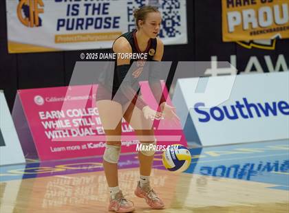 Thumbnail 3 in Clovis West vs Cypress (CIF State Division 2 Final) photogallery.