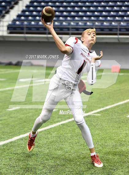 Thumbnail 3 in Valley Lutheran @ El Capitan (Kick-Off Classic) photogallery.