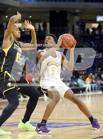 Thumbnail 1 in St. Frances Academy vs. Simeon (Chicago Elite Classic) photogallery.