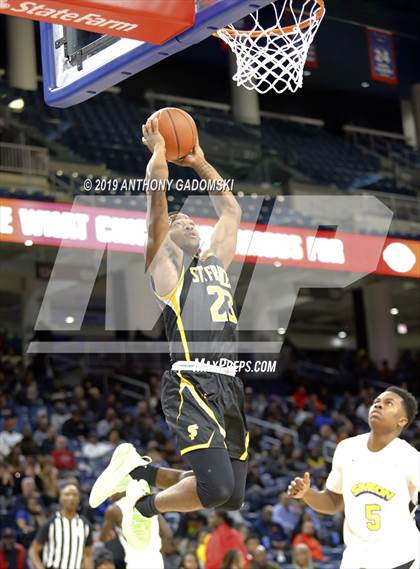 Thumbnail 3 in St. Frances Academy vs. Simeon (Chicago Elite Classic) photogallery.