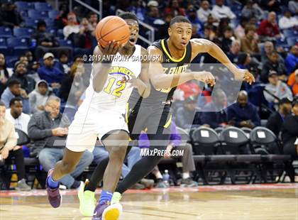 Thumbnail 1 in St. Frances Academy vs. Simeon (Chicago Elite Classic) photogallery.