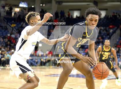Thumbnail 2 in St. Frances Academy vs. Simeon (Chicago Elite Classic) photogallery.
