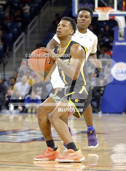 Thumbnail 2 in St. Frances Academy vs. Simeon (Chicago Elite Classic) photogallery.
