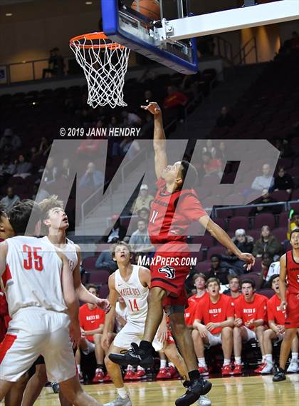 Thumbnail 2 in Mater Dei vs. Centennial (Tarkanian Classic) photogallery.