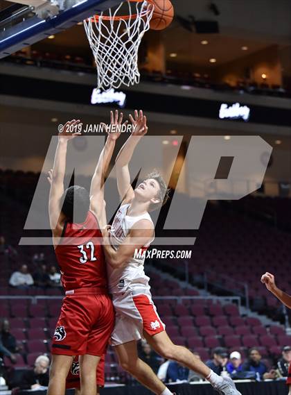 Thumbnail 1 in Mater Dei vs. Centennial (Tarkanian Classic) photogallery.